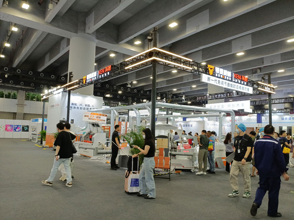 銀泰機械科耐展臺