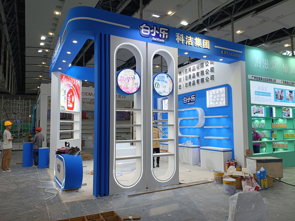 科潔集團展臺搭建第二天現場效果