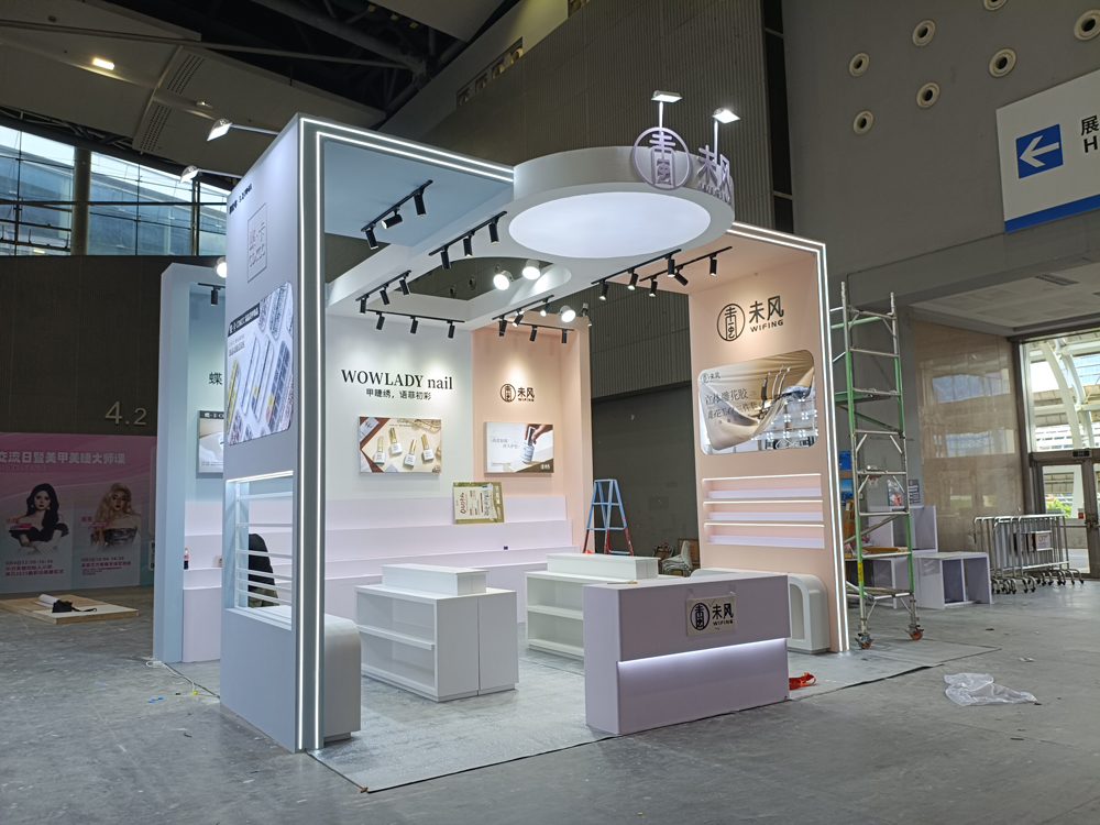 未風展臺搭建第二天現場效果