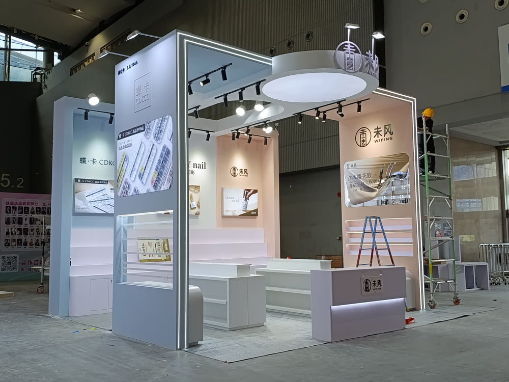 未風展臺搭建第二天現場效果