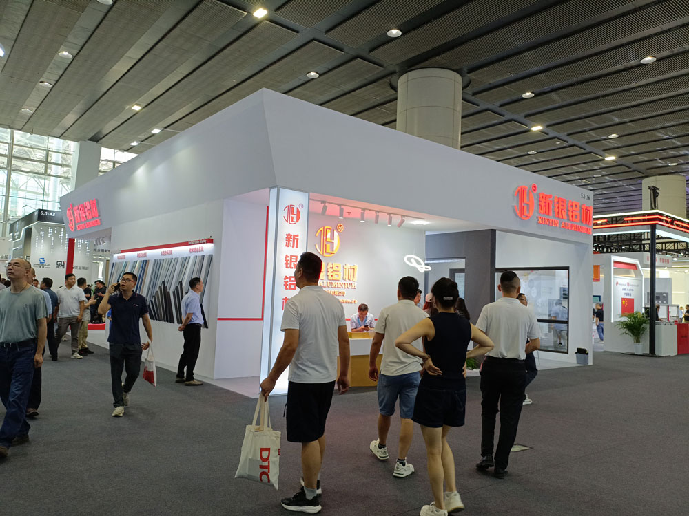 新銀鋁材展臺現(xiàn)場效果