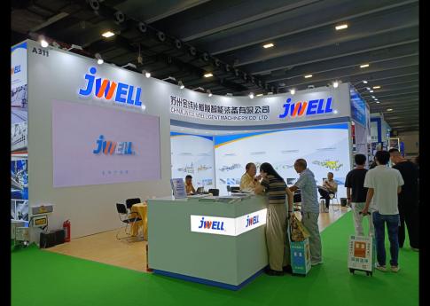 2025年8月廣州光伏太陽能展蘇州金緯片板膜智能裝備有限公司展臺搭建現場效果