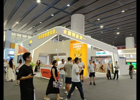 2025年7月廣州建博會窗霸智能防風簾展臺現場效果