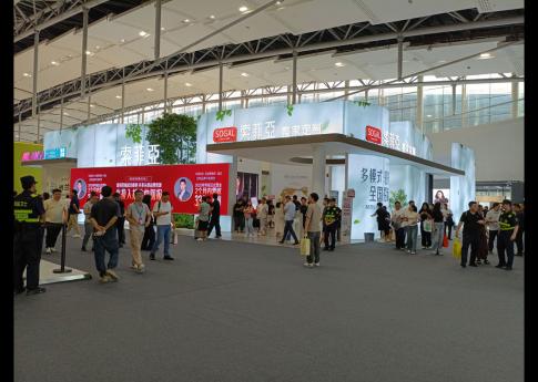 2025年7月廣州建博會索菲亞整家定制展臺現場效果
