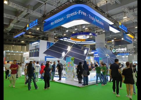 2025年8月廣州光伏太陽能展凌眾新能展臺搭建現場效果